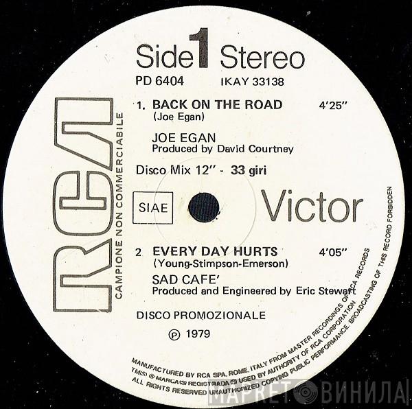/ Joe Egan / Sad Café / Daryl Hall & John Oates  Robert Gordon   - Back On The Road / Every Day Hurts / Portable Radio / It's Only Make Believe