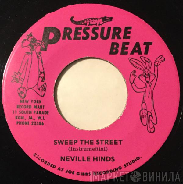 / Mr. Nigel  Neville Hinds  - Leaving The Ball / Sweep The Street (Instrumental)