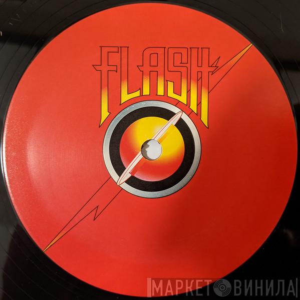 + Queen  Vanguard  - Flash