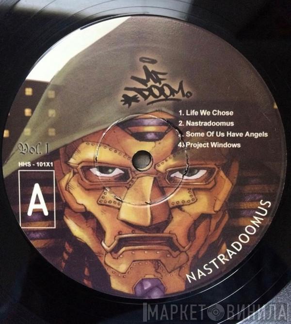 / MF Doom  Nas  - Nastradoomus