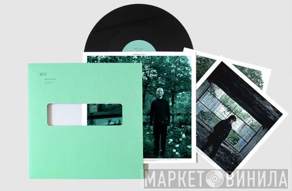 / Redshape  Steffi   - Untitled