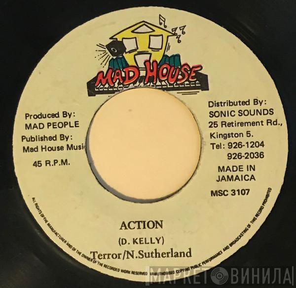 & Terror Fabulous  Nadine Sutherland  - Action