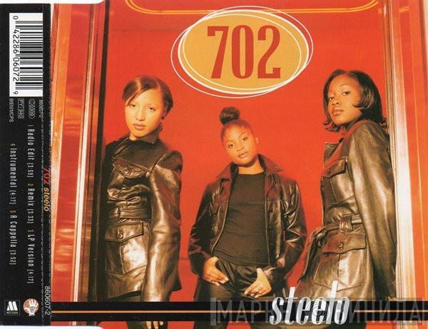 702 - Steelo