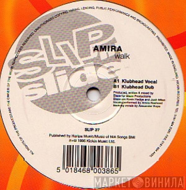  Amira  - Walk