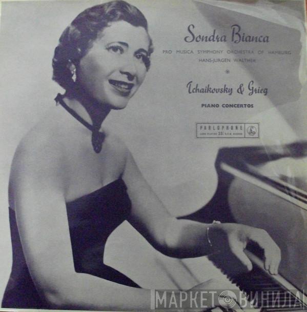And Sondra Bianca Conducted By The Hamburg Pro Musica Composed By Hans-Jürgen Walther & Pyotr Ilyich Tchaikovsky  Edvard Grieg  - Tchaikovsky & Grieg Piano Concertos