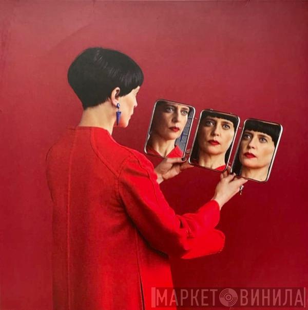 Angèle David-Guillou - A Question Of Angles