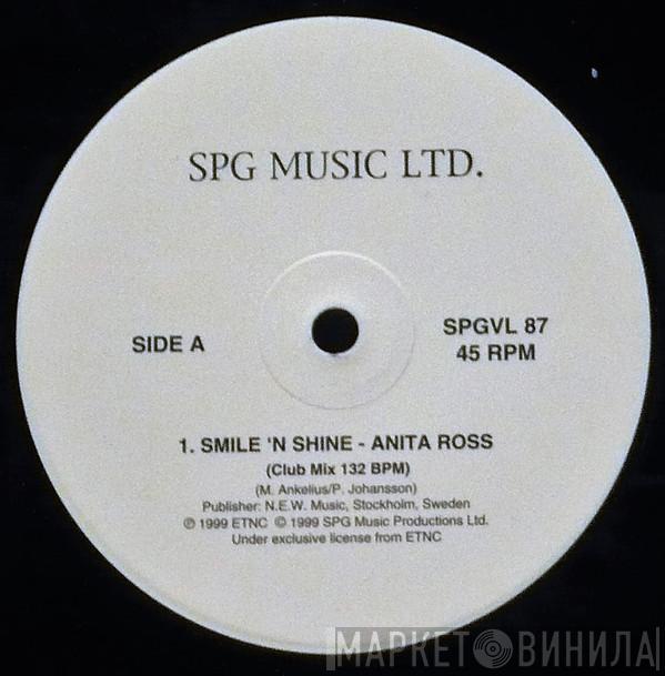 Anita Ross, Sarah Moore , T.Sign - Smile 'N Shine / Dreaming Of The Night / Have A Cigar