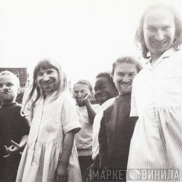  Aphex Twin  - Come To Daddy