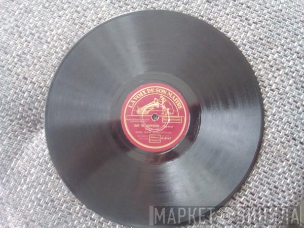  Artie Shaw And His Orchestra  - Out Of Nowhere / I'm Coming, Virginia