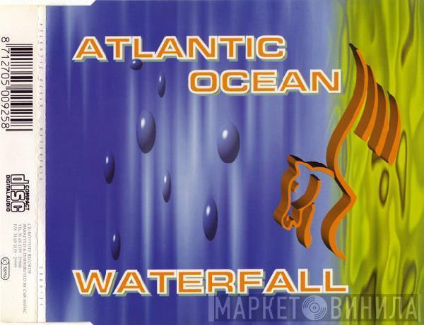  Atlantic Ocean  - Waterfall