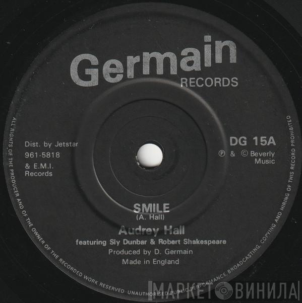  Audrey Hall  - Smile / Smile (Club Mix)