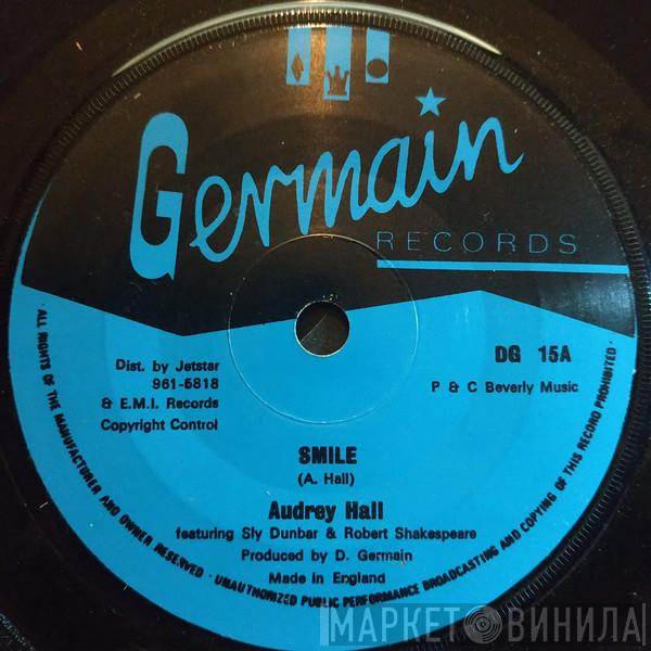  Audrey Hall  - Smile