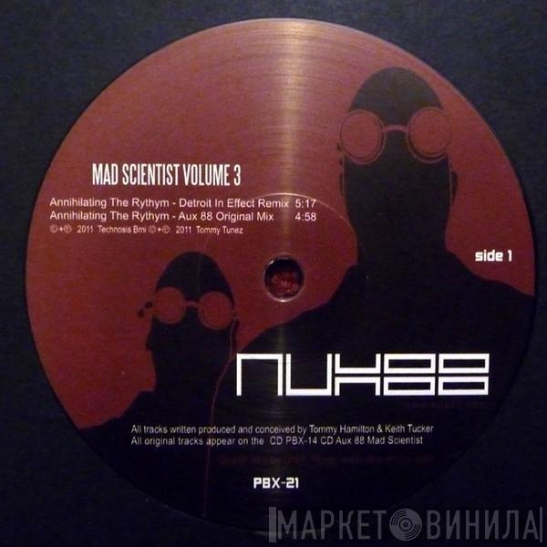 Aux 88 - Mad Scientist Volume 3