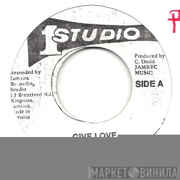  Barry Brown  - Give Love