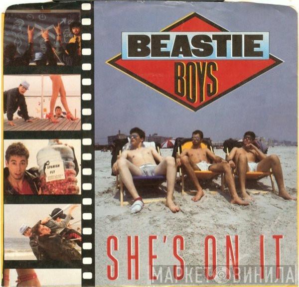  Beastie Boys  - She's On It