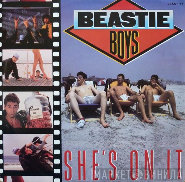 Beastie Boys - She's On It