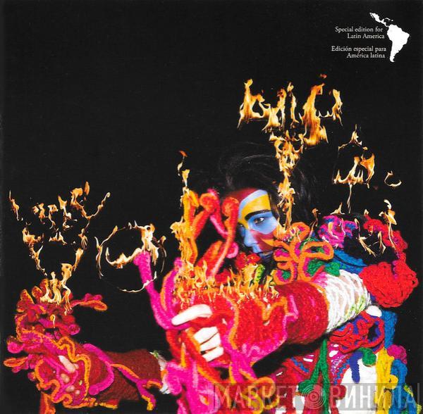  Björk  - Volta