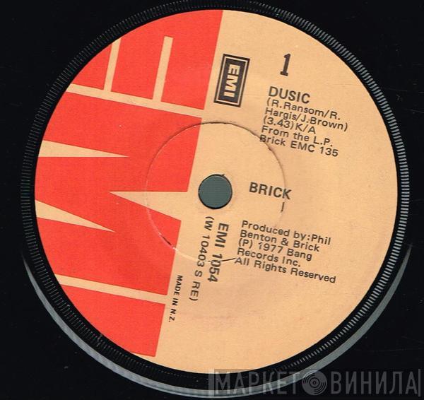  Brick  - Dusic