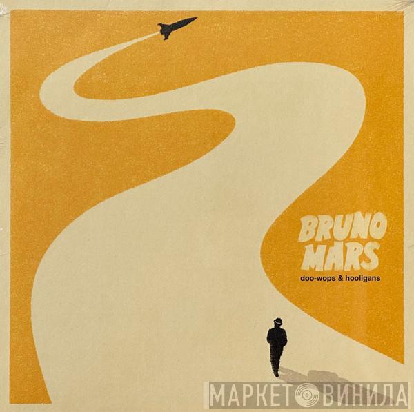 Bruno Mars - Doo-Wops & Hooligans