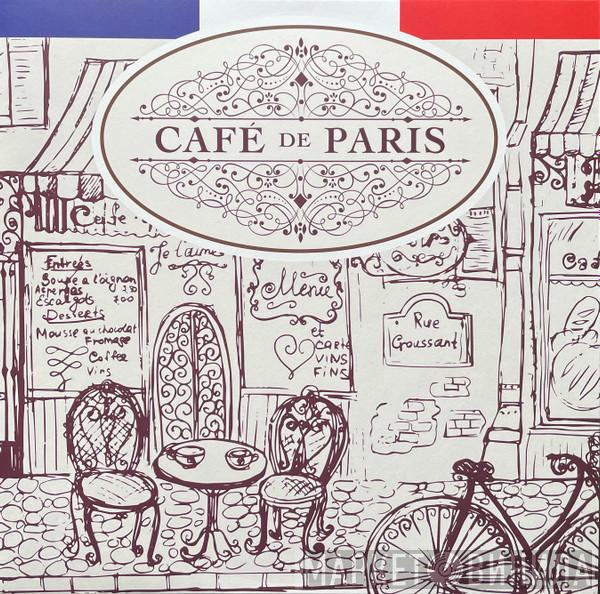  - Café De Paris