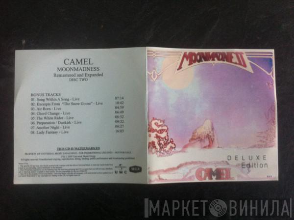  Camel  - Moonmadness
