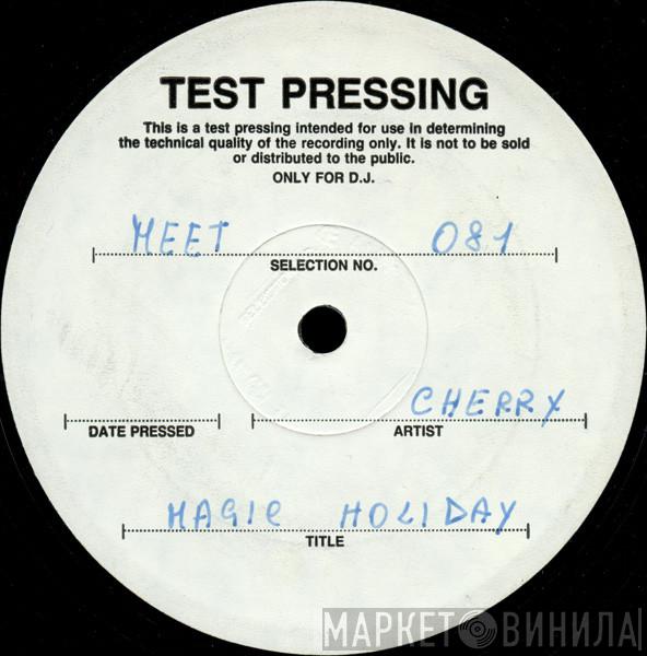  Cherry   - Magic Holiday
