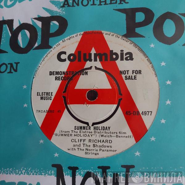  Cliff Richard & The Shadows  - Summer Holiday