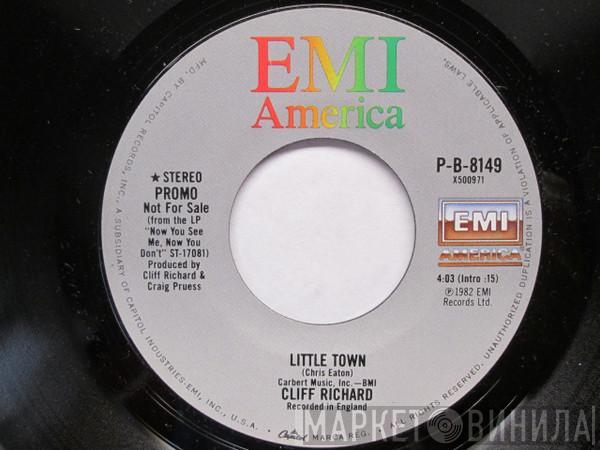  Cliff Richard  - Little Town