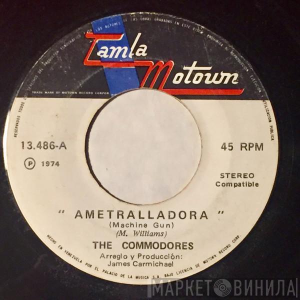  Commodores  - Ametralladora (Machine Gun)