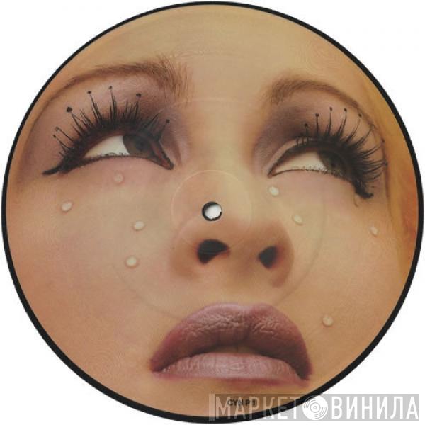 Cyndi Lauper - What's Going On