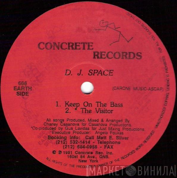 DJ Space  - Keep On The Bass
