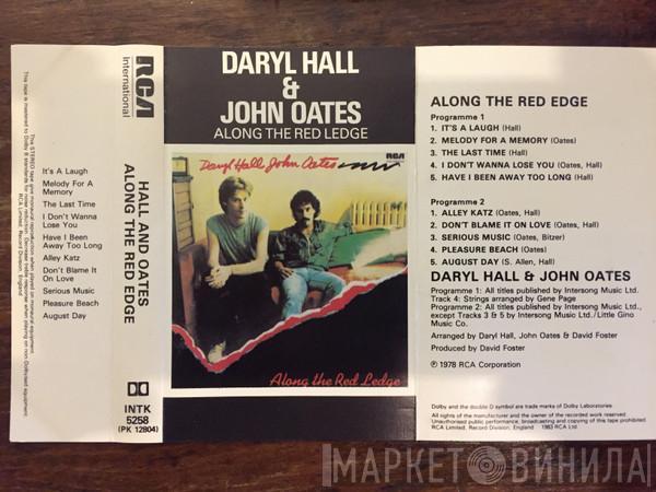  Daryl Hall & John Oates  - Along The Red Ledge
