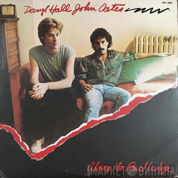  Daryl Hall & John Oates  - Along The Red Ledge