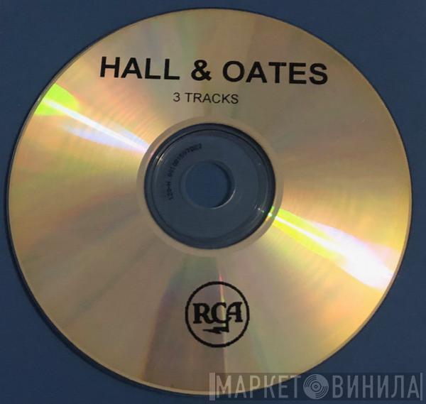  Daryl Hall & John Oates  - I Can't Go For That