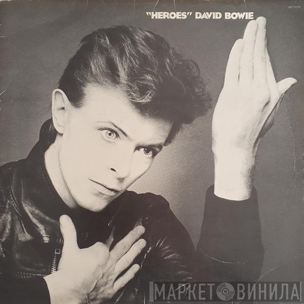  David Bowie  - "Heroes"