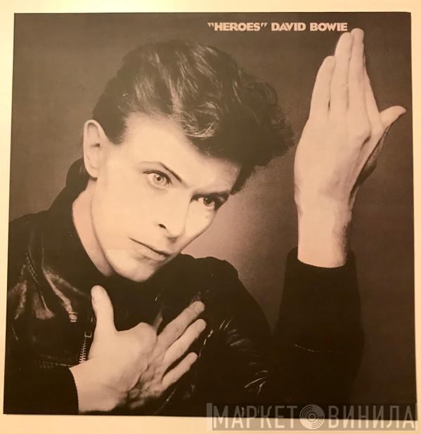  David Bowie  - "Heroes"