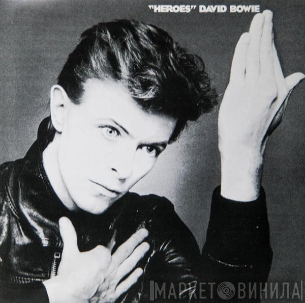  David Bowie  - "Heroes"