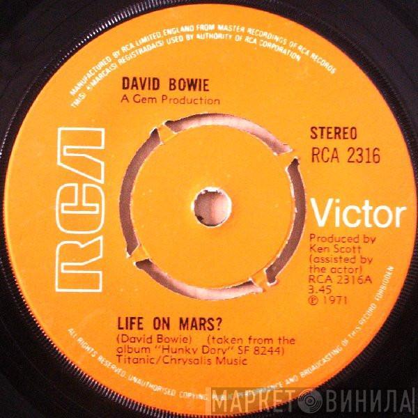  David Bowie  - Life On Mars?