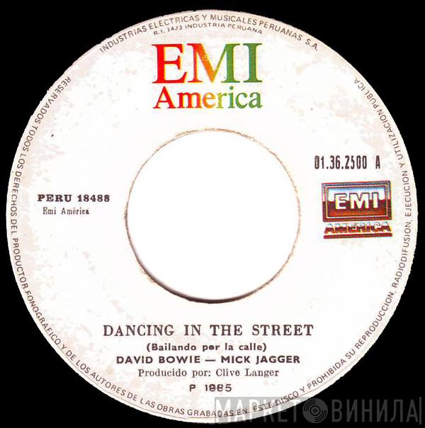 - David Bowie  Mick Jagger  - Dancing In The Street (Bailando Por La Calle)