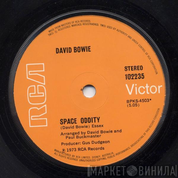  David Bowie  - Space Oddity
