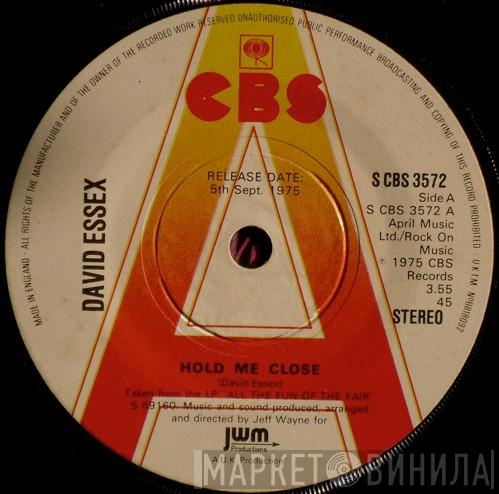  David Essex  - Hold Me Close
