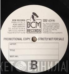  Digital Underground  - Doowutchyalike / Packet Man