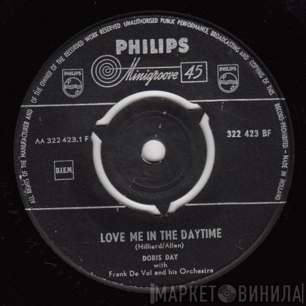 Doris Day - Love Me In The Daytime