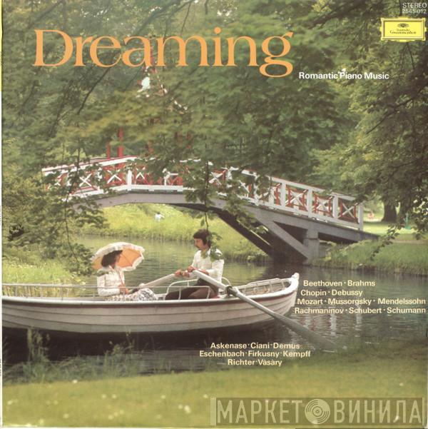  - Dreaming (Romantic Piano Music)