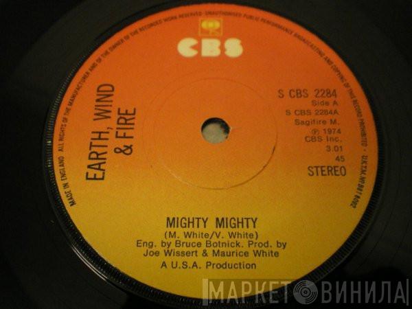  Earth, Wind & Fire  - Mighty Mighty