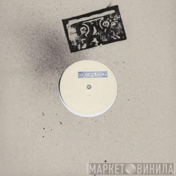  Ekoplekz  - Stalag Zero / Distended Dub