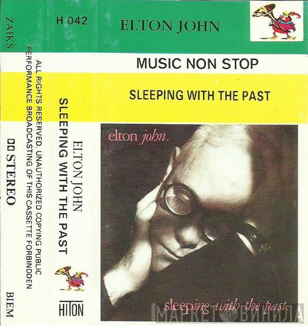  Elton John  - Sleeping With The Past