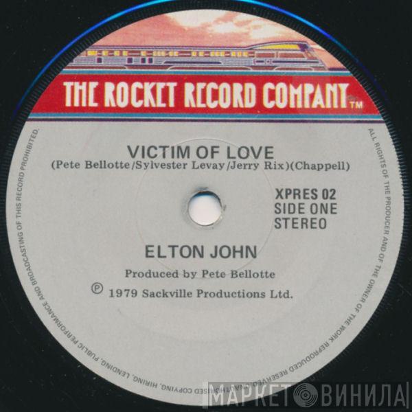  Elton John  - Victim Of Love