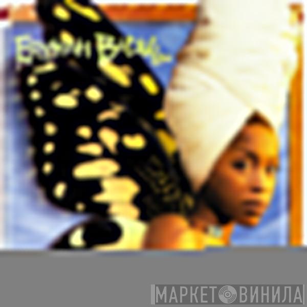  Erykah Badu  - Live