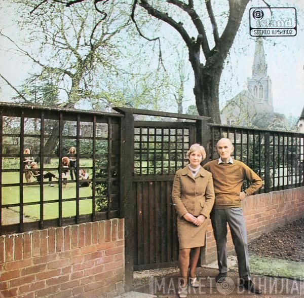 Fairport Convention - Unhalfbricking